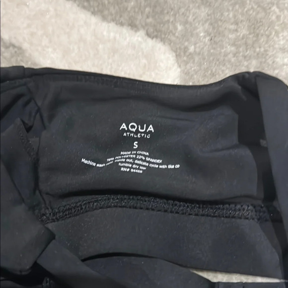 Aqua Black Strappy Sports Bra with Crossback Design - Picture 2 of 3